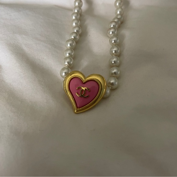 CHANEL Jewelry - Chanel BUTTON turned into a necklace